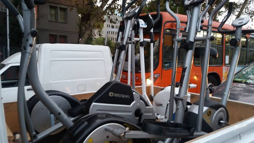 Imagen 2 de 3 de 977534901 Reparación Y Cintas Plataformas Para Trotadoras