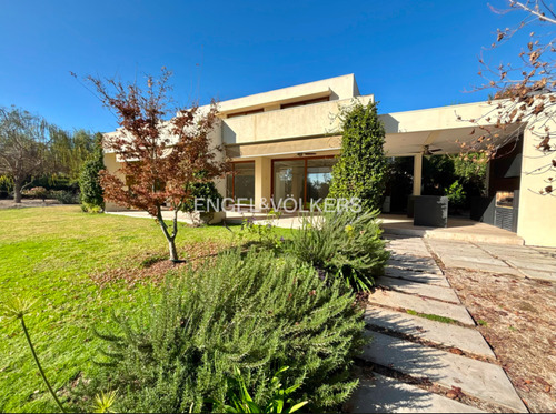 Casa Moderna Posibilidad De Arriendo Con Opción A Compra