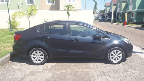 Kia Rio R Importado Full 2015