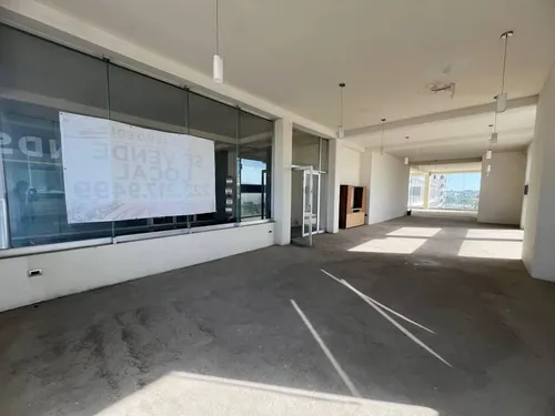 Local En Venta En Torre Forjadores, Zona Forjadores. - foto 1