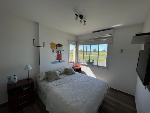 Imagen 9 de 18 de Hermosa Casa 4 Ambientes En Barrio Los Robles
