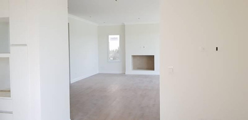 Imagen 10 de 30 de Excelente Casa A La Laguna En Complejo Villa Nueva - San Francisco