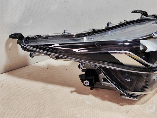 Farol Direito Toyota Corolla Com Led 19/24 8113002u90