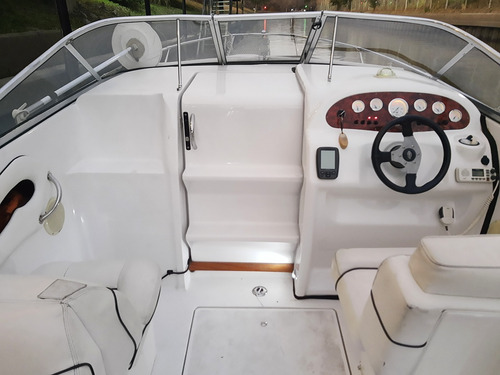 Imagen 6 de 18 de Lancha Canestrari 215 Cuddy-mercruiser 4.3 220hp Bravo3 Dp
