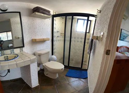 Casa En Venta En Teques Frente Al Lago