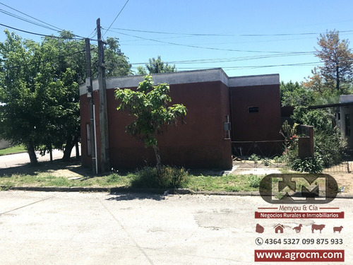 Imagen 4 de 14 de Venta Casa San José De Mayo 3 Dormitorio Esquina Patio