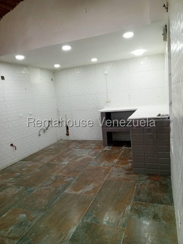 En Alquiler Local A Pie De Calle En El Hatillo Mfl
