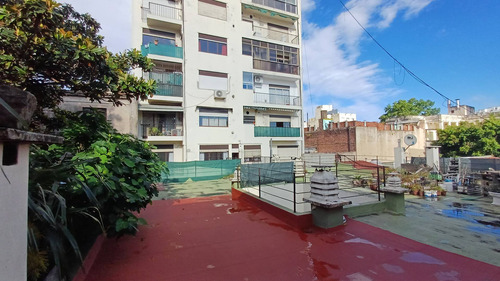 4 Ambientes En Balvanera. Muy Luminoso Y Gran Terraza.