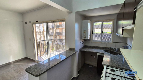 Departamento En Alquiler En Sáenz Peña, Tres De Febrero, G.b.a. Zona Oeste