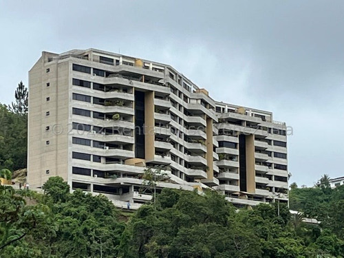 Espectacular Apartamento En Uno De Los Mejores Edificios De La Lagunita. #23-13373