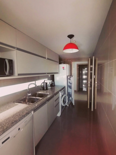 Imagen 5 de 17 de Apartamento En Venta De 2 Dormitorios C/ Cochera En Punta Shopping