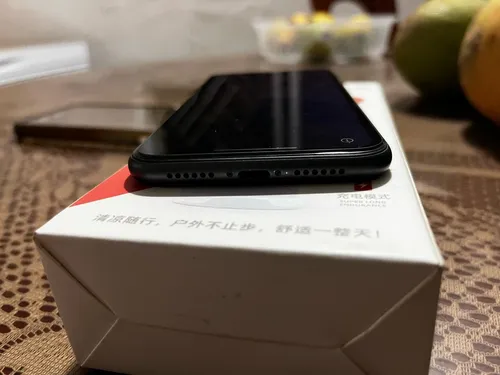 Apple iPhone 11 (128 Gb) - Negro Batería En 86% (Usado)