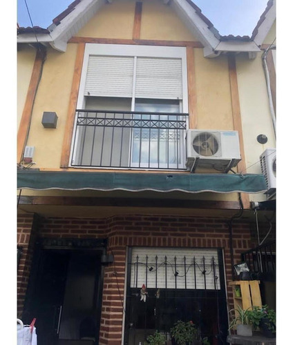 Imagen 1 de 12 de Triplex De 3 Amb. Al Frente