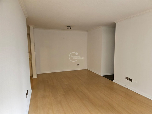 Departamento En Venta De 2 Dorm. En Las Condes