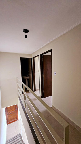 Alquiler! Departamento De Categoría Tipo Dúplex De 2 Dormitorios En Lavalle Al 1100, Barrio Sur