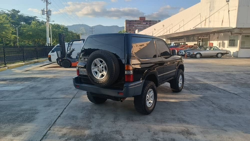 Imagen 4 de 11 de Toyota Meru