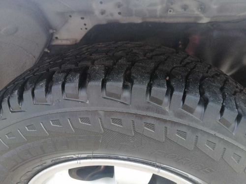 Nissan Frontier D22 Np 300 Estacas