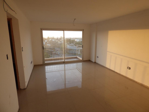Imagen 3 de 16 de Departamento En Venta En La Plata Calle 32 E/8 Y 9 Dacal Bienes Raices
