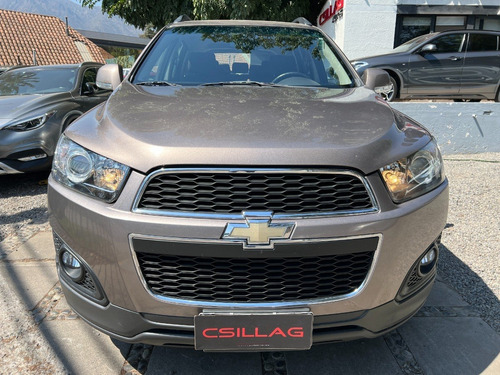 Imagen 2 de 25 de Chevrolet Captiva Diesel 2.2 Ls 2015 3 Corridas De Asientos
