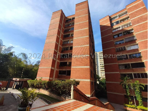 Apartamento En Alquiler Remodelado Y Amoblado En La Boyera Caracas Economico De Facil Acceso Av Principal Hacia El Hatillo 24-20889