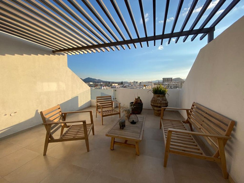 Casa Amplia En Tecamac Residencial, 3 Recamaras Y Alberca, Juegos Y Parques En Zona De Amenidades