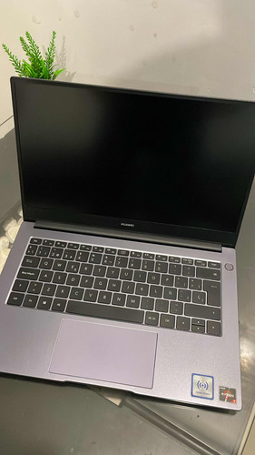 Laptop Huawei Matebook D14 R7 (Usado)