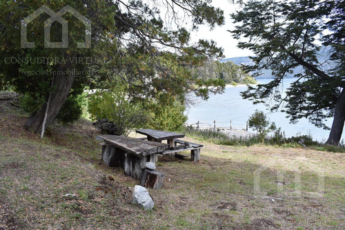Importante Fracción Costa De Lago En Villa La Angostura Zona Brazo Huemul