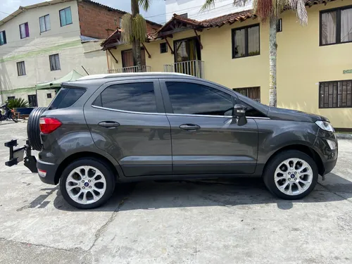 Ford Ecosport Titanium