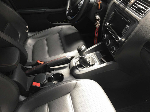 Volkswagen Vento 2.5 Luxury 170cv 2014