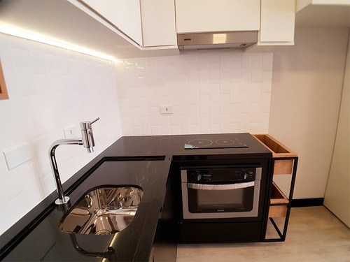 Apartamento À Venda Na Rua Visconde De Nacar, Centro, Curitiba - Pr - Liv-11763