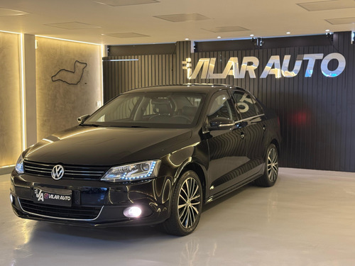 Volkswagen Jetta 2.0 Tsi Highline 4p 211 hp