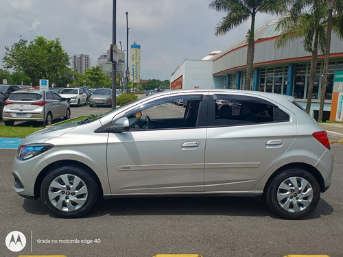 Chevrolet Onix HATCH LT 1.4 8V FlexPower 5p Mec.