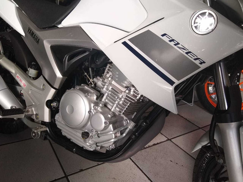 Yamaha Fazer 250