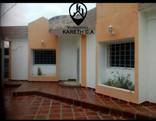 Imagen 9 de 10 de Hermosa Y Amplia Casa Cerca A La Av. Andrés Eloy Blanco