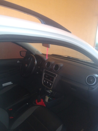 Volkswagen Saveiro 1.6 Trooper Cab. Estendida Total Flex 2p