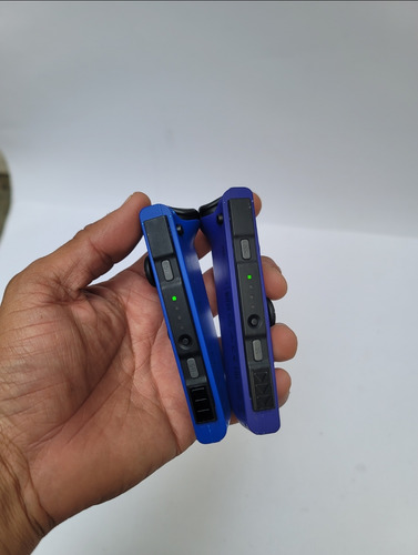 Joy-cons Edición Zelda Skyward Sword Switch (Usado)