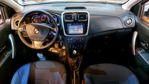 Imagen 7 de 9 de Renault Sandero 2017 1.6 Privilege 105cv