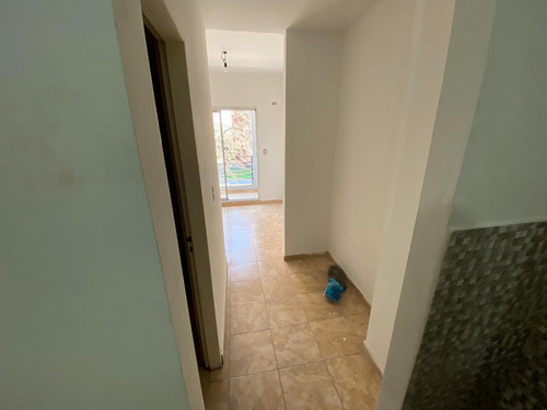 Departamento De Dos Ambientes En Venta En Avellaneda