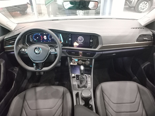 Imagen 11 de 16 de Volswagen Vento Highline 1.4 T 150 Cv 0km Aj