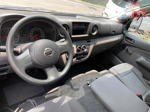 Imagen 3 de 7 de Nissan Urvan 2.5 Panel Ventanas Amplia Mt 2017