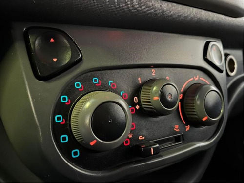 Fiat Fiorino 1.4 MPI FURGÃO ENDURANCE 8V FLEX 2P MANUAL