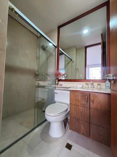 Apartamento En Venta En El Poblado. Cod V12369