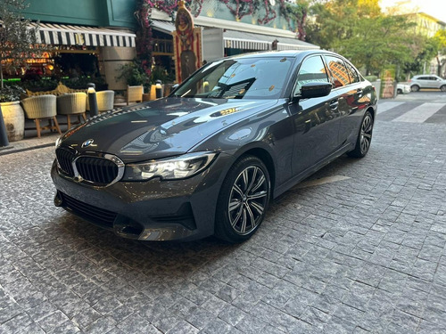 BMW Serie 3 2.0 330ia Luxury Line At