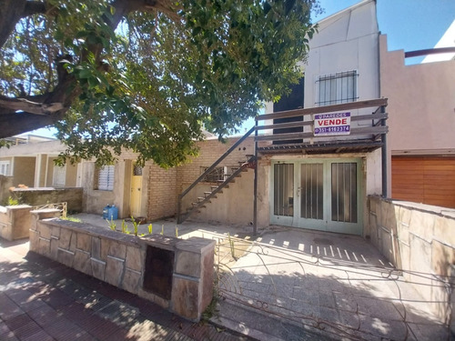 San Rafael Casa Venta Incluye Departamento Planta Alta Zona Los Naranjos