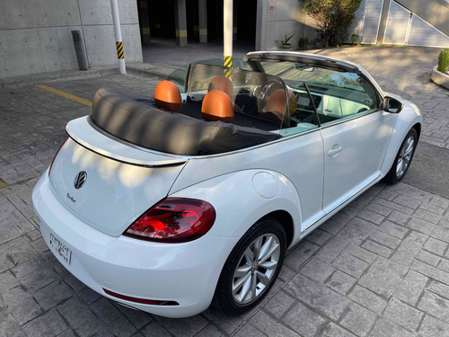 Imagen 8 de 15 de Volkswagen Beetle Cabriolet Turbo 2017