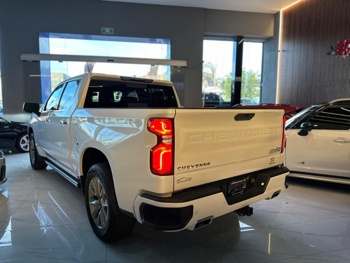 Chevrolet Cheyenne 6.2 2500 Doble Cab High Country 4x4 At
