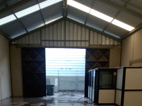 Galpón Industrial 200m2 Con Trifásica - Pudahuel, Santiago