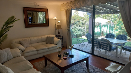 Gran Casa 6d-4b En Exclusivo Sector