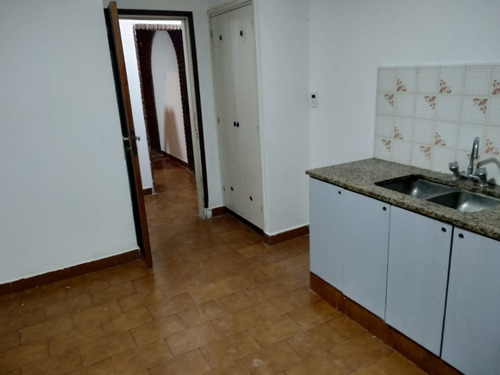 Imagen 20 de 20 de Duplex 3 Ambientes Con Cochera Parque Luro Oportunidad Excelente Estado