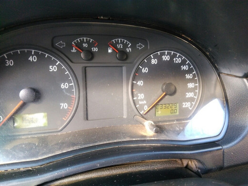 Volkswagen Polo Sedan 2004 1.6 4p